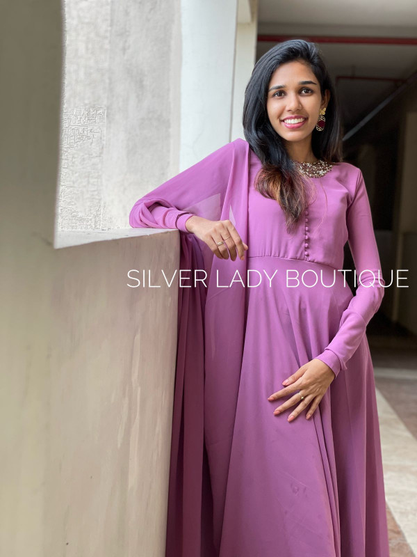 Silver store lady boutique