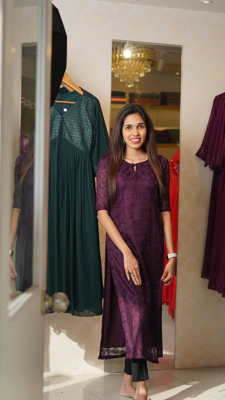 BELLA OFFICE WEAR SLITTED KURTHI